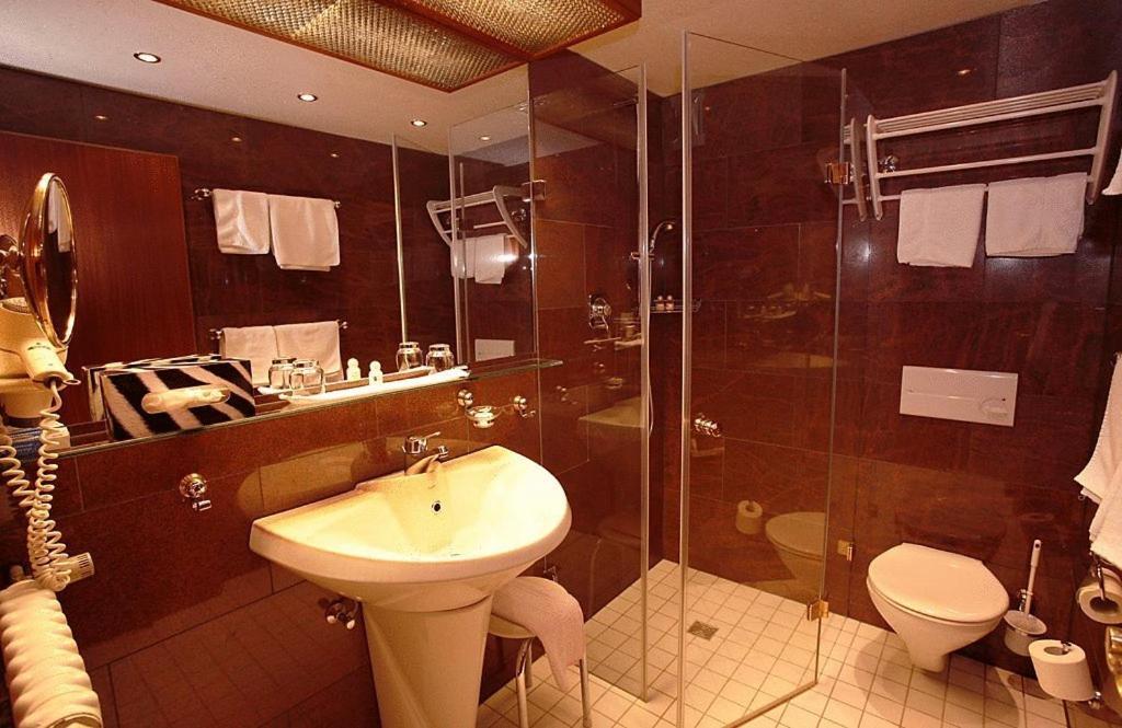 Art-Hotel Am Park Badenweiler Esterno foto